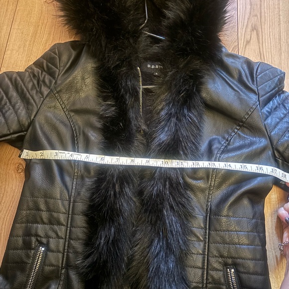 Black Faux Fur Trimmed Women's Coat - Picture 2 of 7